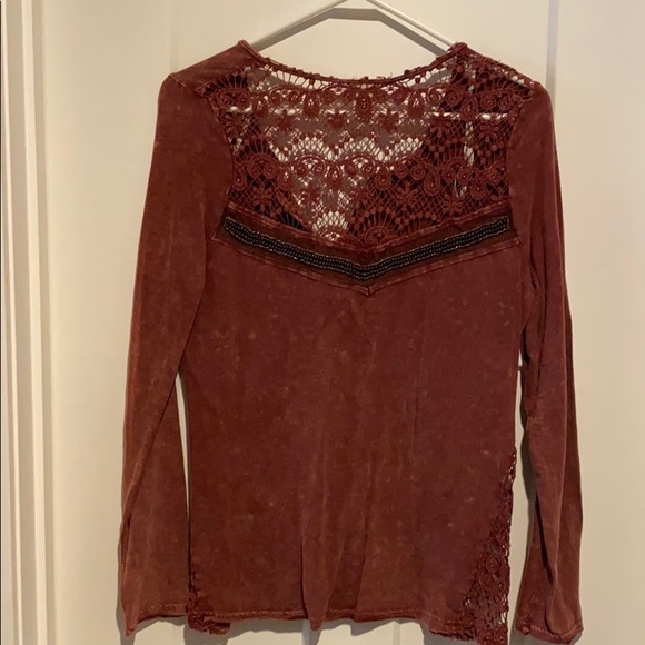 Detailed long sleeve - Picture 3 of 4